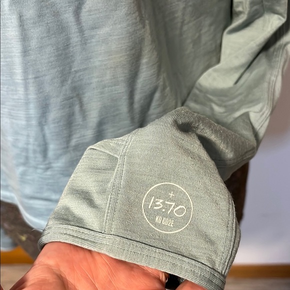 Allbirds 1/4 zip Long Sleeve Running Pullover, light green, M  13.70 KG CO2E - Picture 6 of 10